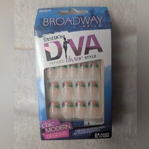 Broadway Nails Fashion Diva Medium Length Glue On Nails New